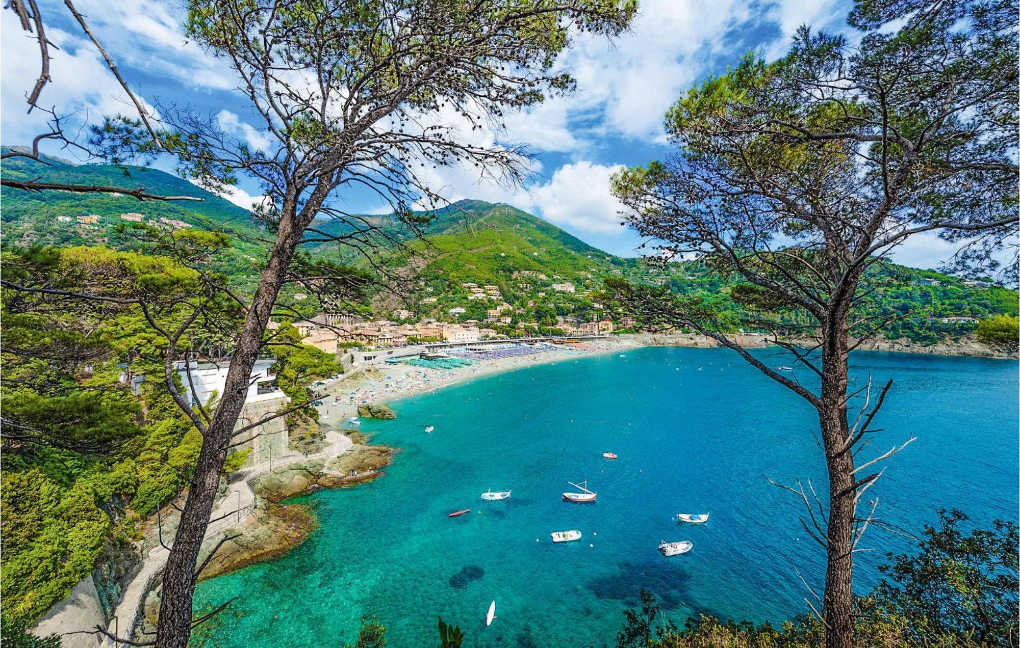 Cozy Apartment In La Spezia With Wifi ภายนอก รูปภาพ